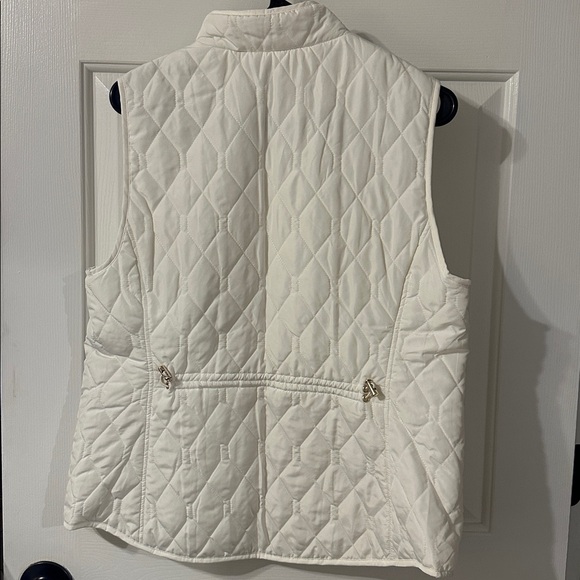 Croft & Barrow zip up vest. Size medium. - Picture 2 of 4